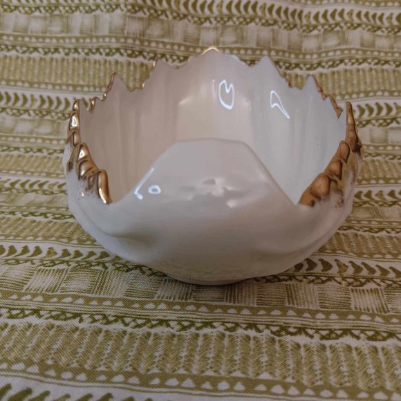 Lenox Blue Stamp Leaf Trinket Bowl with Gold Trim - Picture 4 of 5